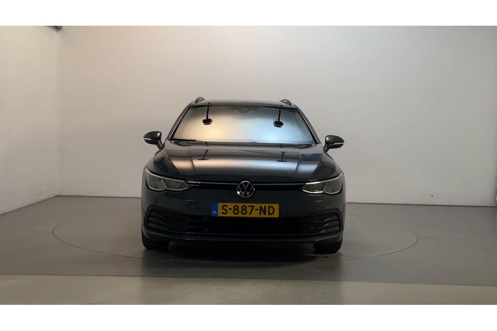 48839118-13.jpg