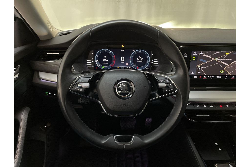 49661971-6.jpg