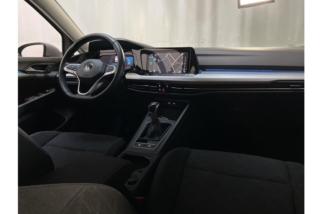 49738076-1.jpg