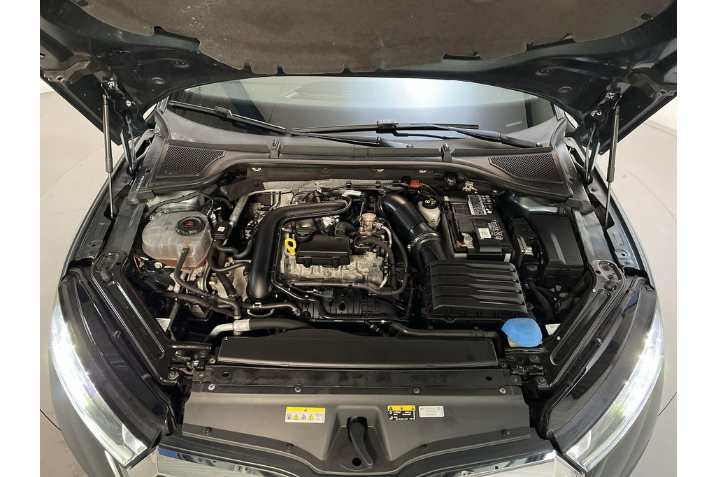 50377711-16.jpg