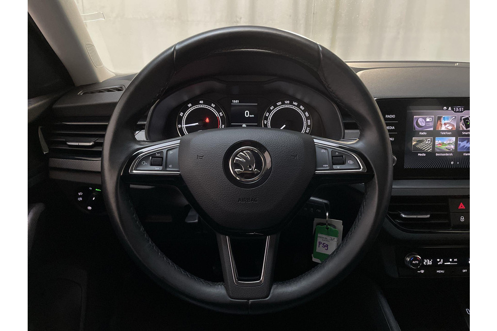 50894992-10.jpg