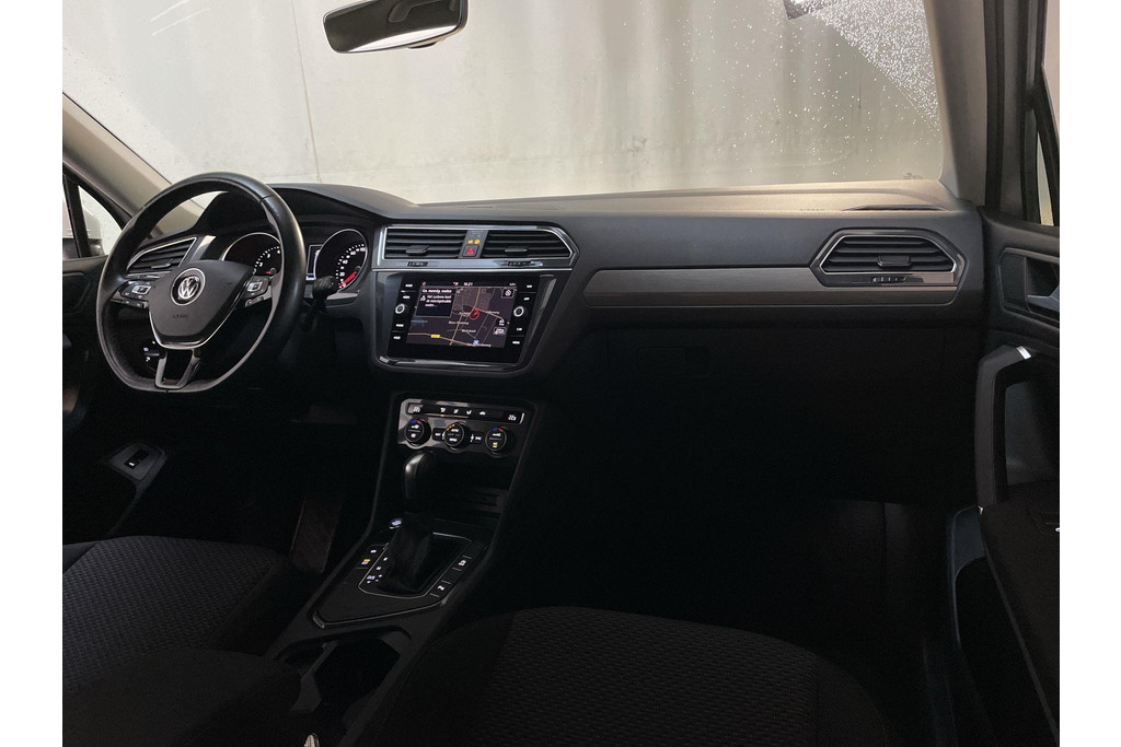 51417153-1.jpg