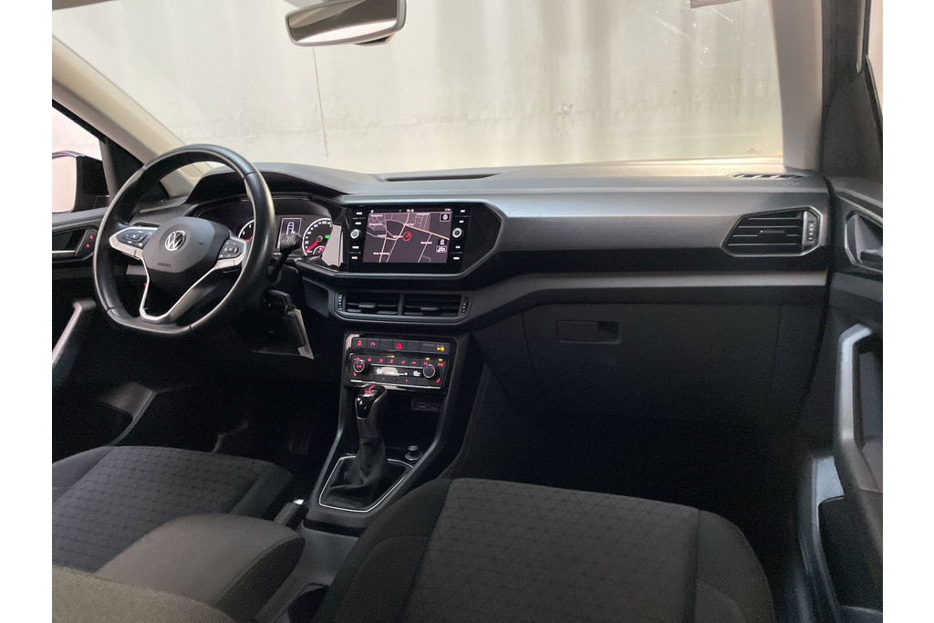 51656049-1.jpg