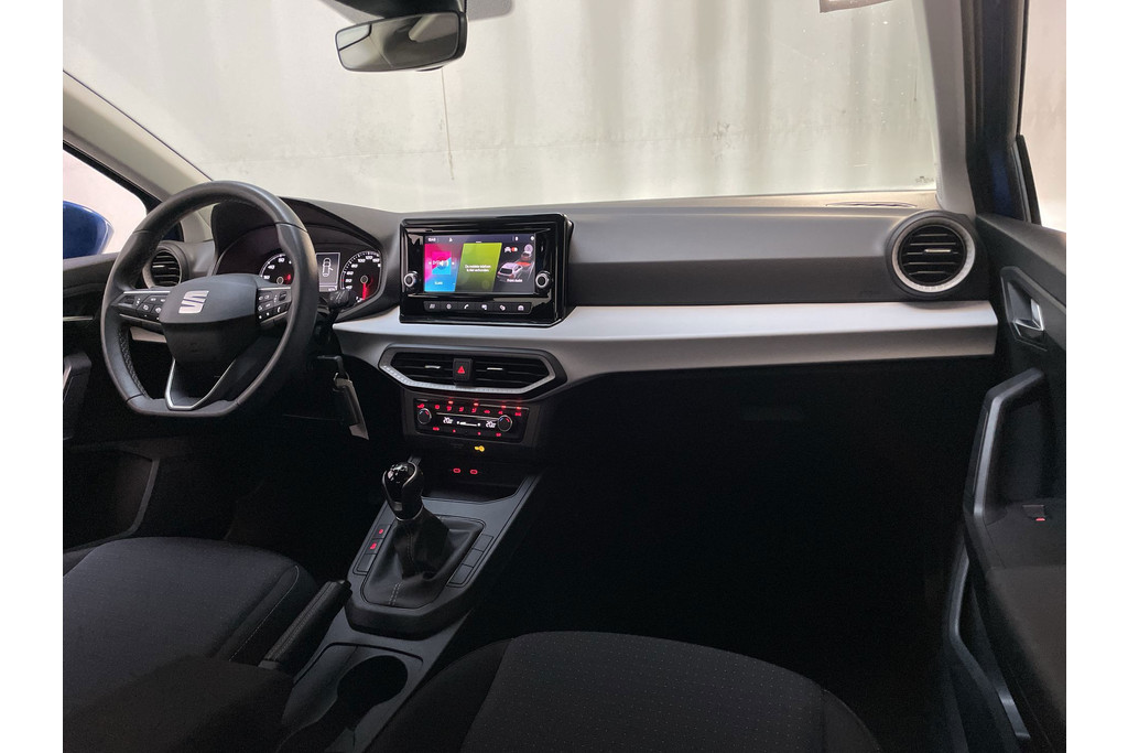 51744828-1.jpg
