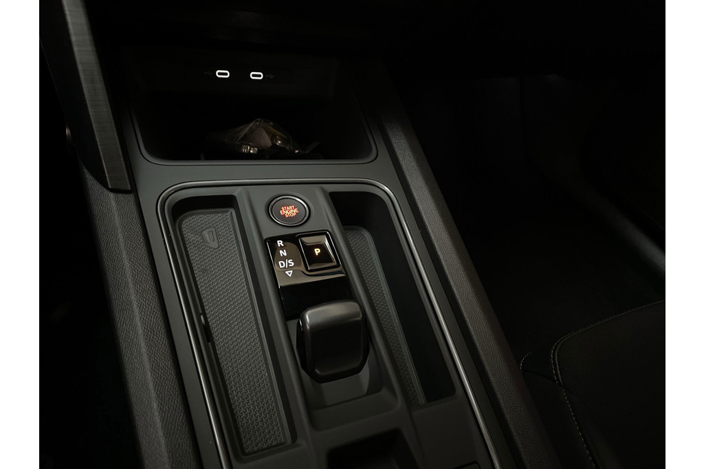 52122692-21.jpg