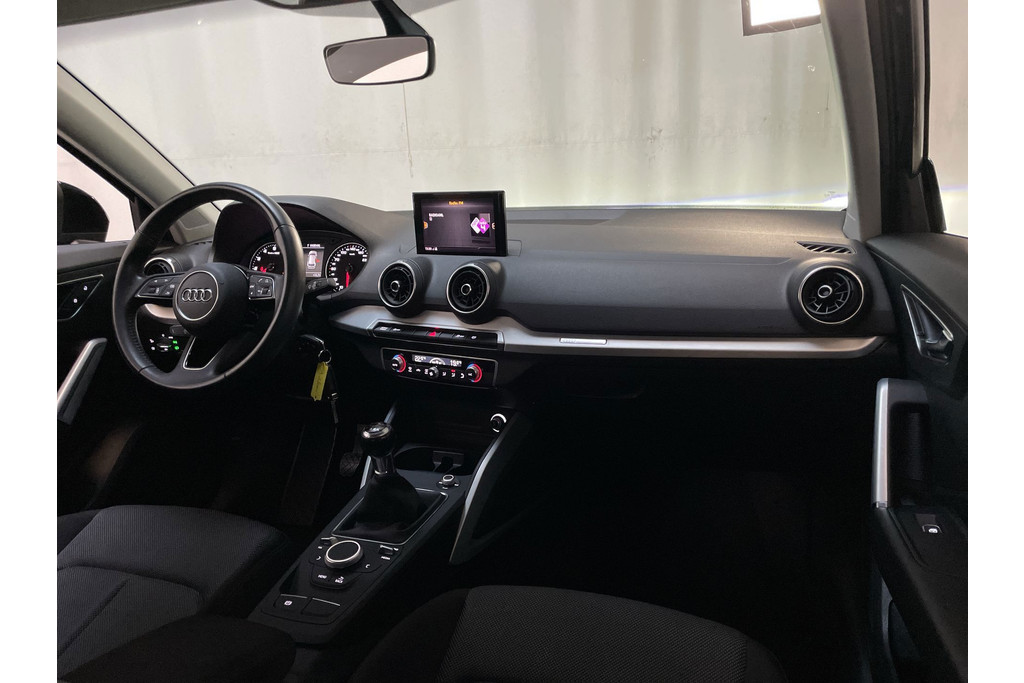 52414996-1.jpg