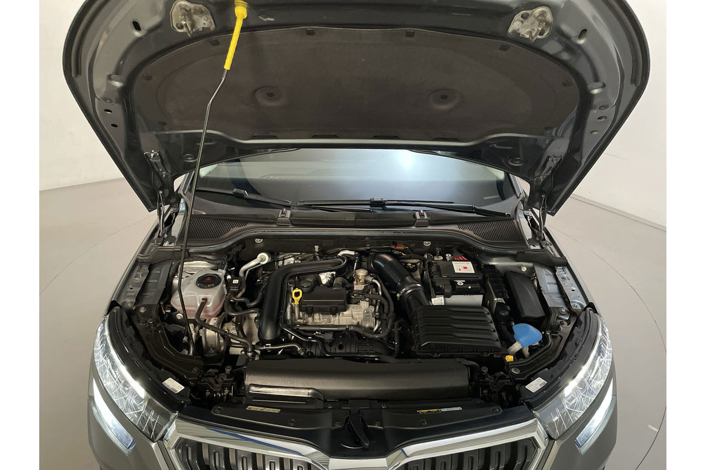 52495619-16.jpg