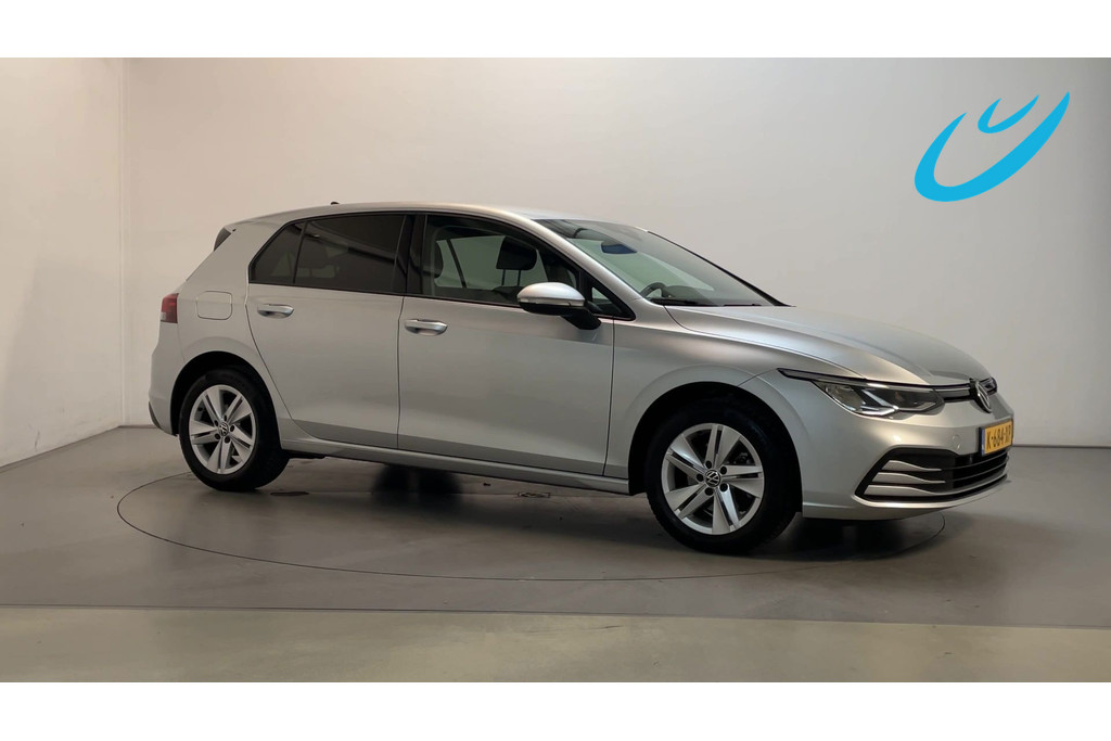 52656582