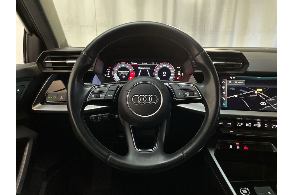 52657221-4.jpg