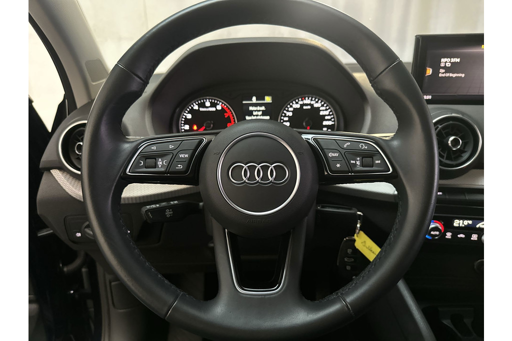 52985979-4.jpg