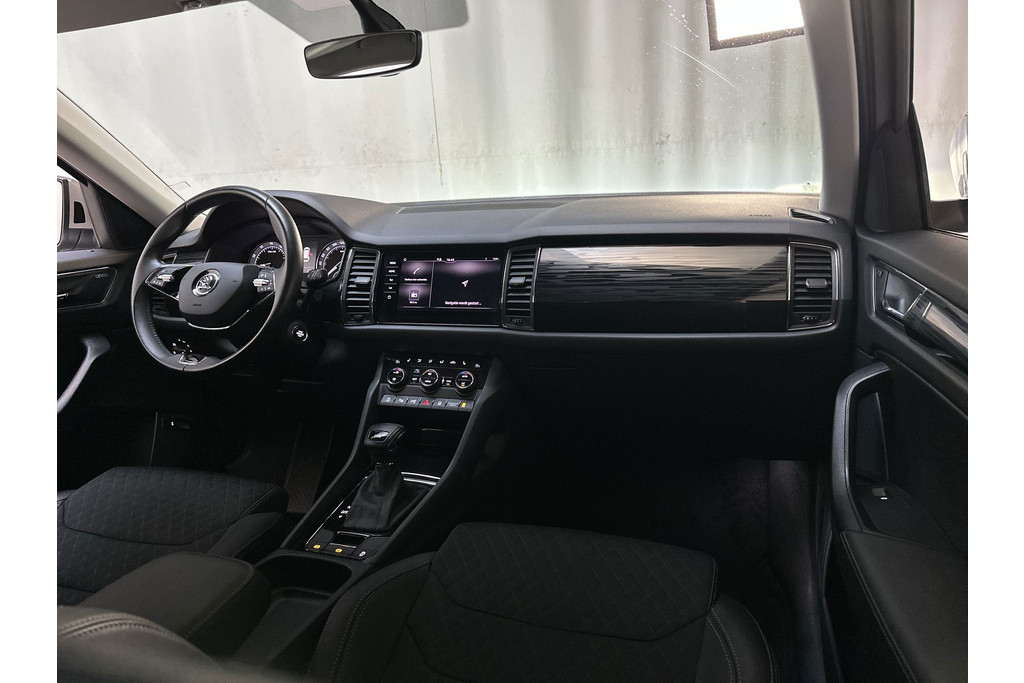 53030026-1.jpg