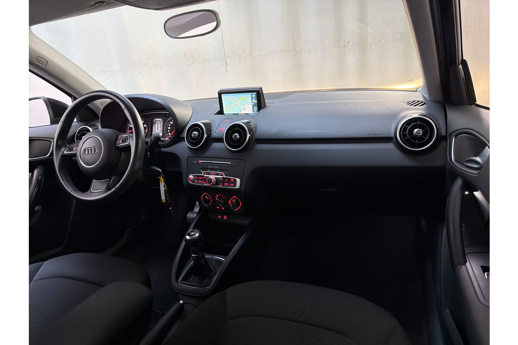 53117536-1.jpg