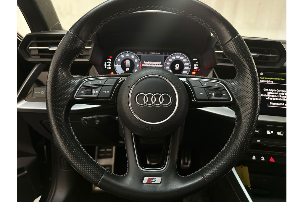 53292293-4.jpg