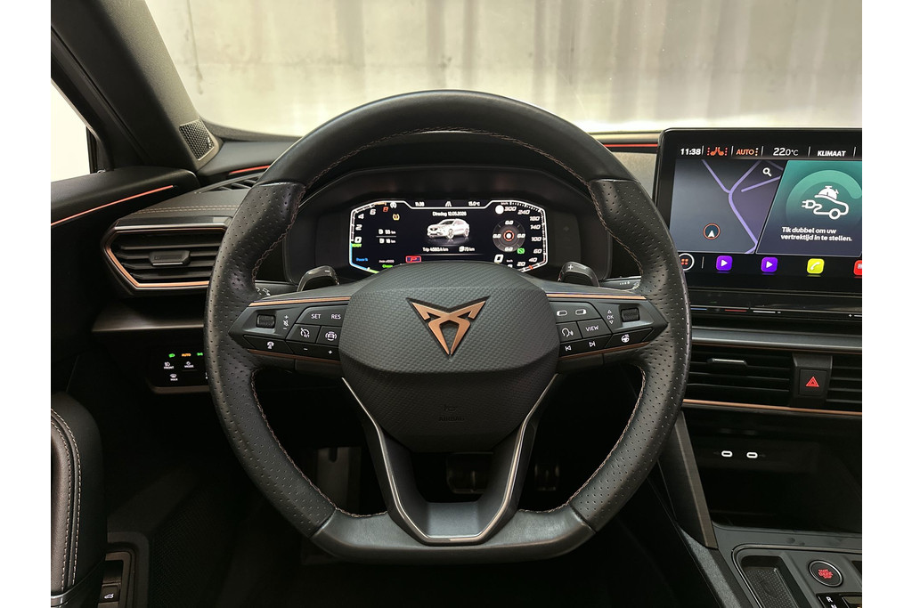 53393623-4.jpg