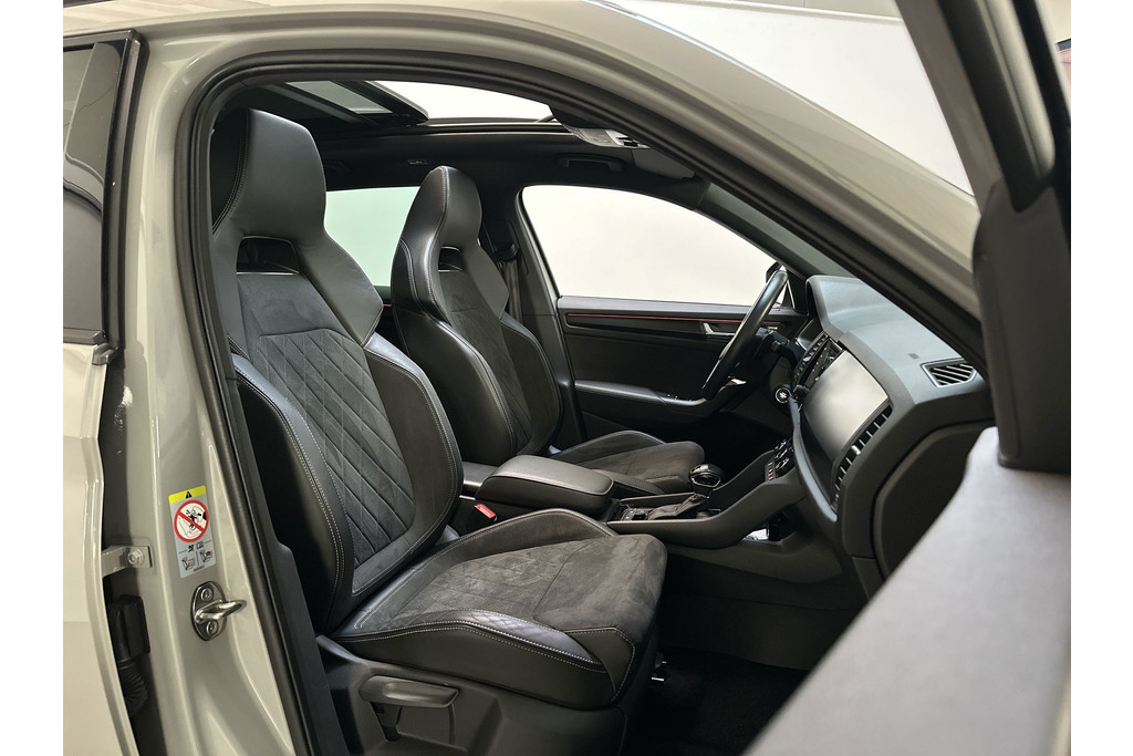 53498534-1.jpg
