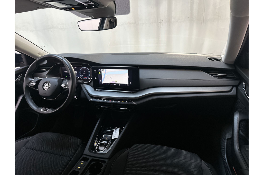 53716965-1.jpg