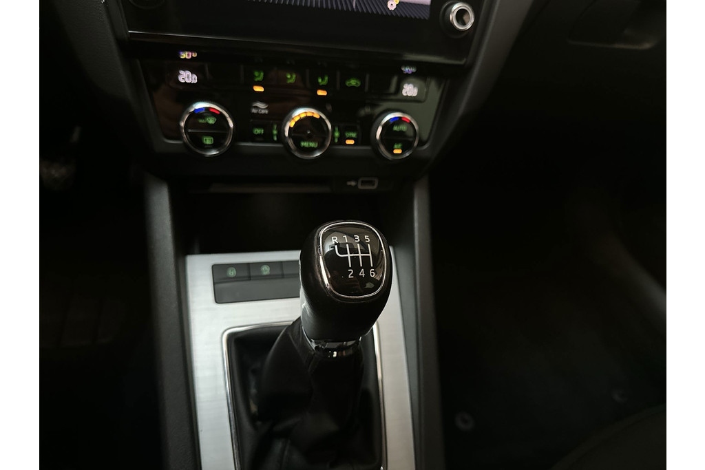 53956291-21.jpg