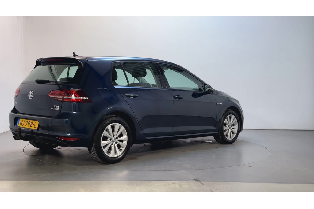 54056621-2.jpg