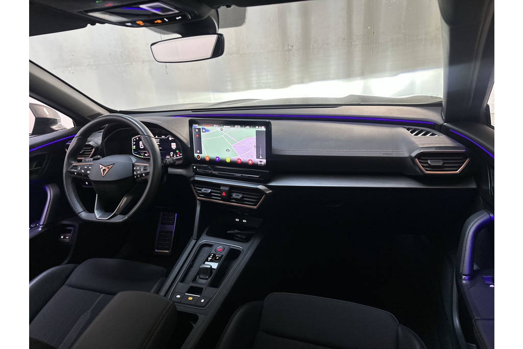 54089370-1.jpg