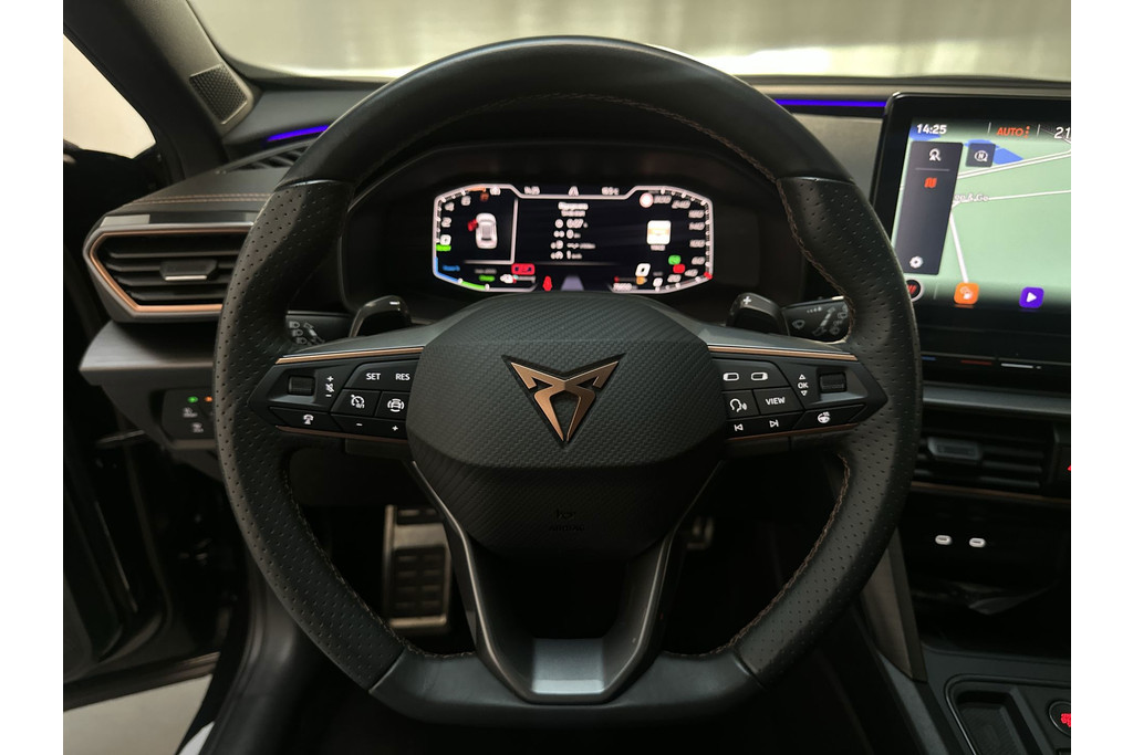 54089370-4.jpg