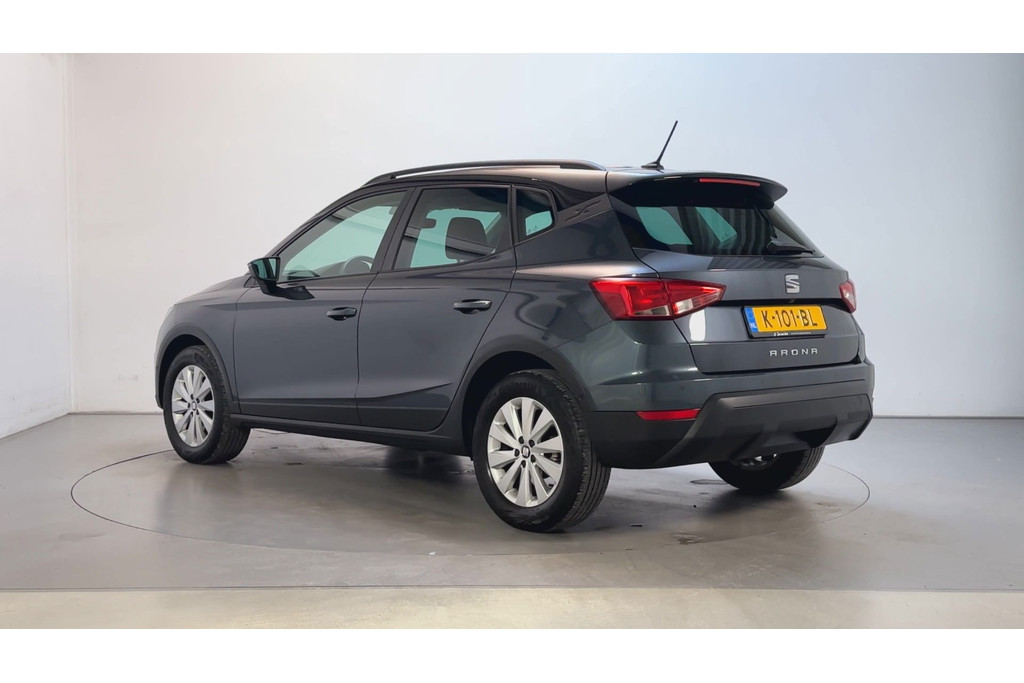 54203102-2.jpg