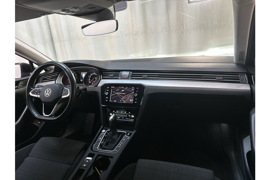 54231329-1.jpg