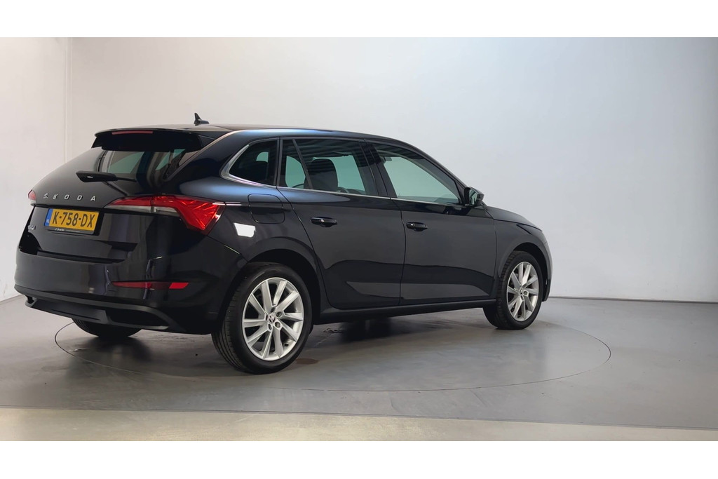 54347004-2.jpg