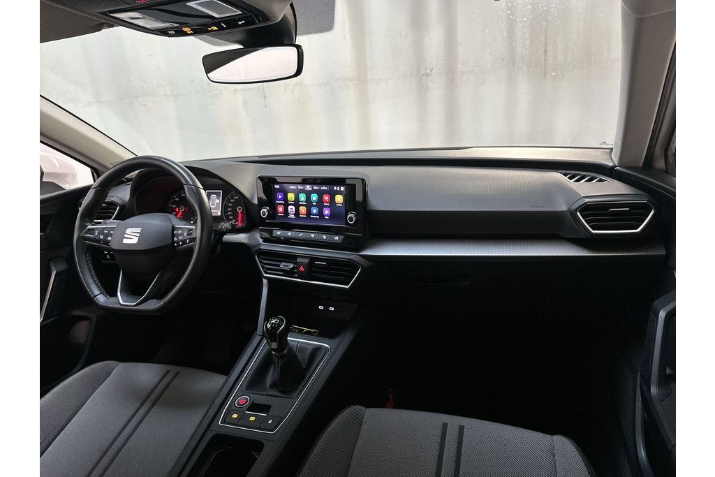 54408213-1.jpg