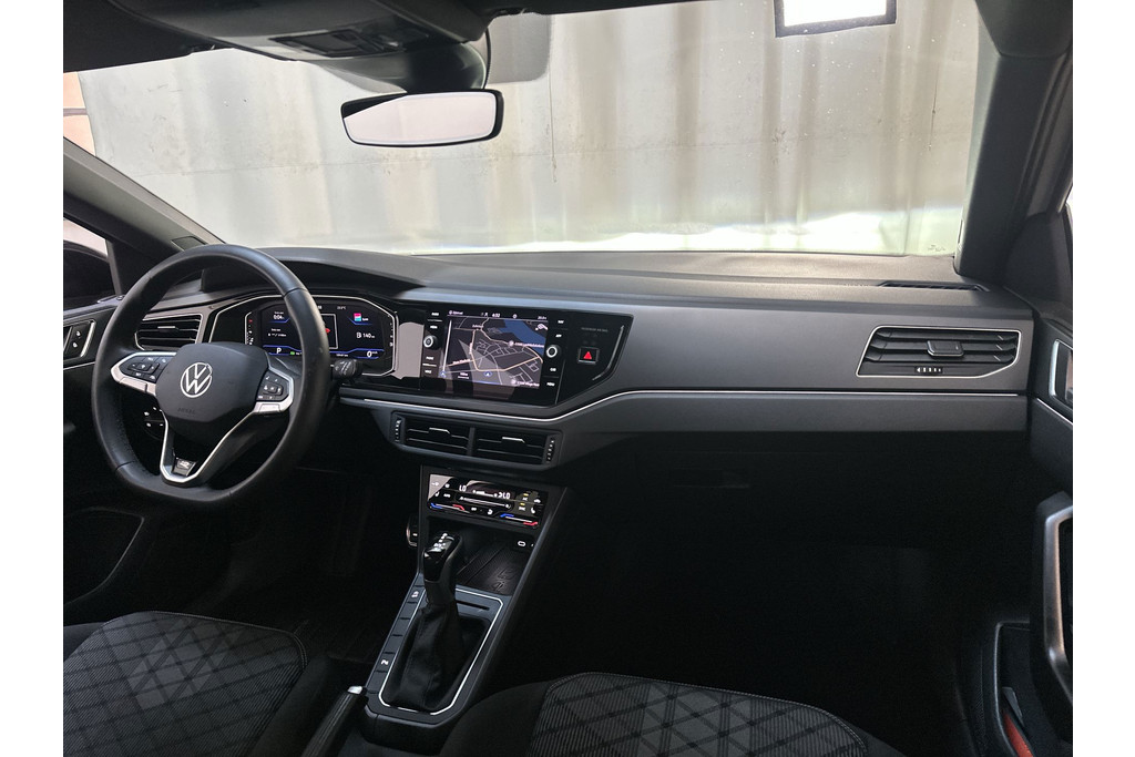 54567635-1.jpg