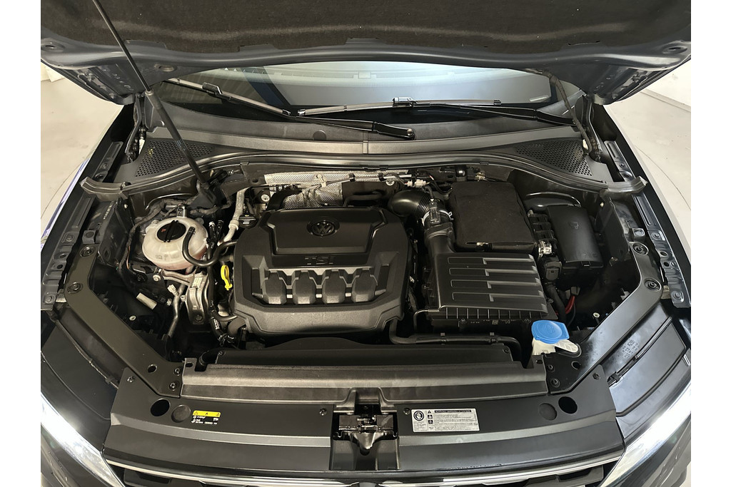 54735067-16.jpg