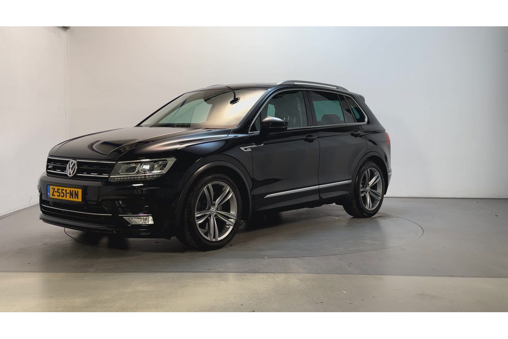 54735067-7.jpg