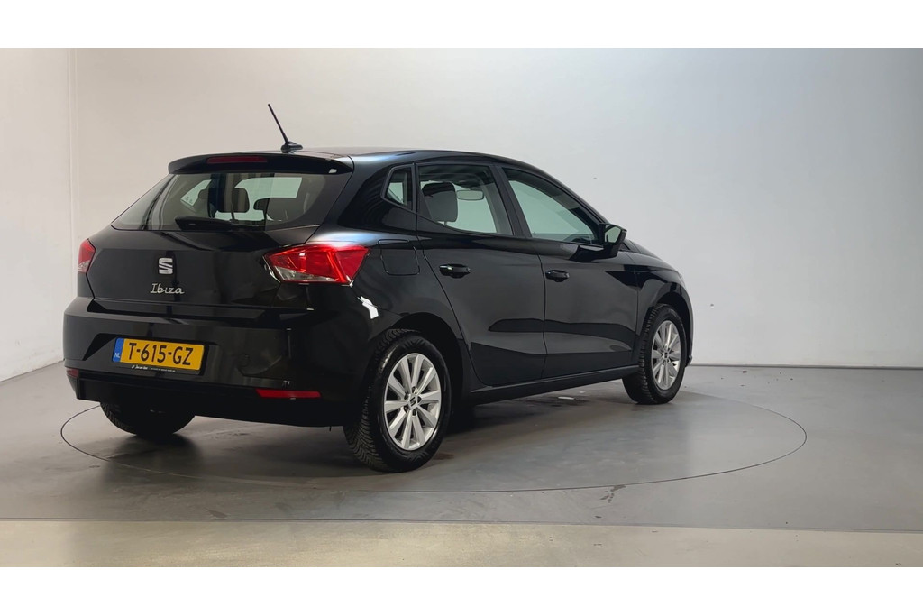 54959990-2.jpg
