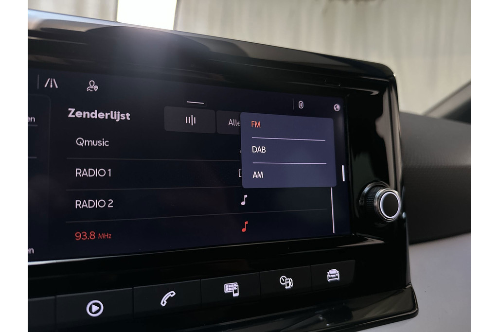 54960120-22.jpg
