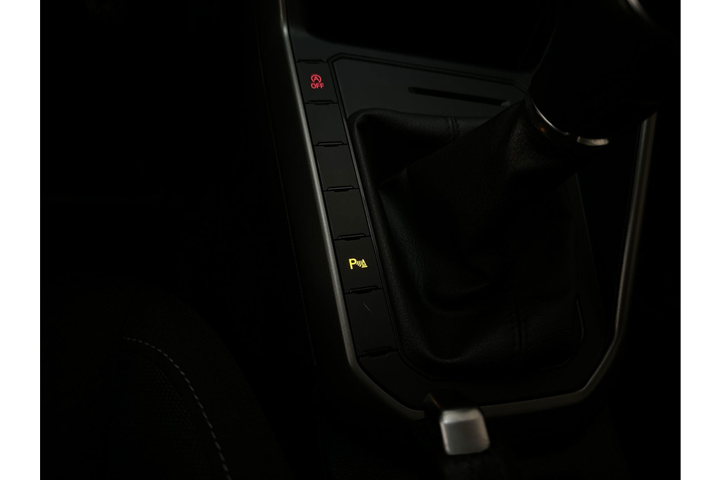 55107452-20.jpg