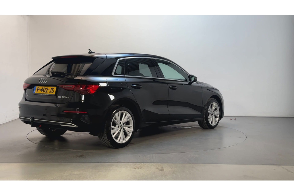 55491157-2.jpg
