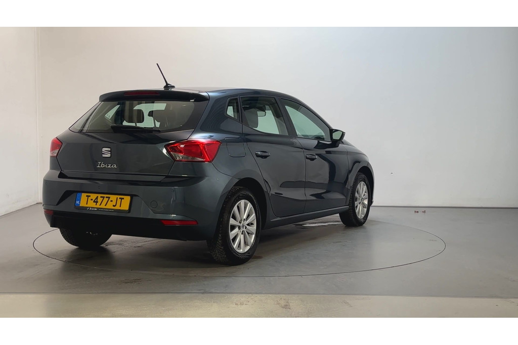 55491224-2.jpg