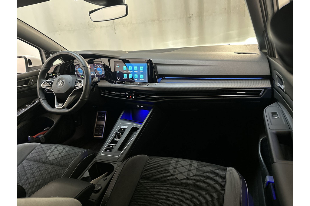 55509495-1.jpg
