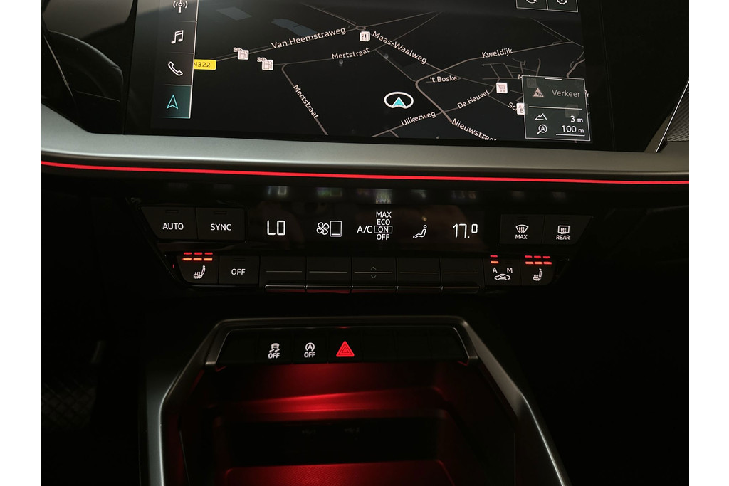 55588232-19.jpg