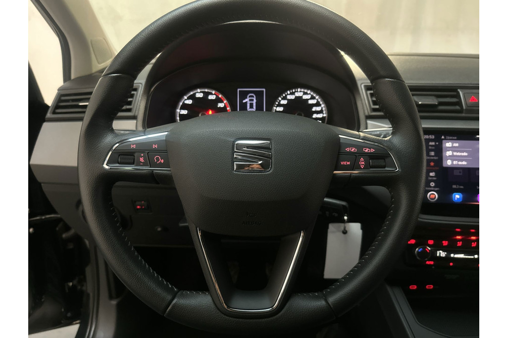 55610178-4.jpg