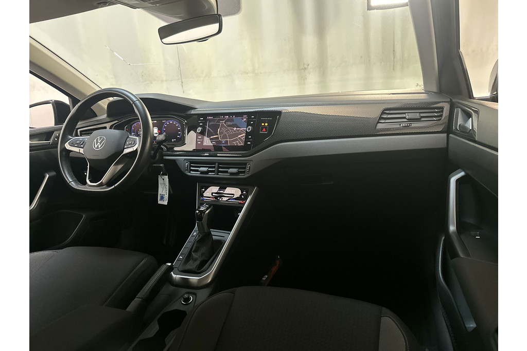 55634109-1.jpg