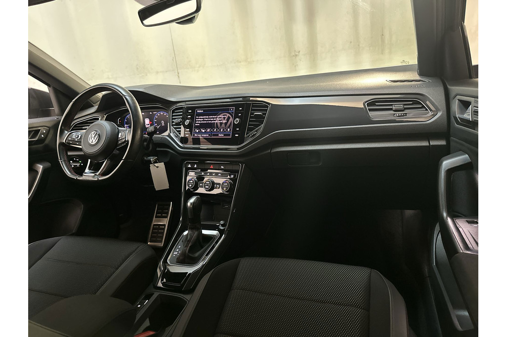 55647484-1.jpg