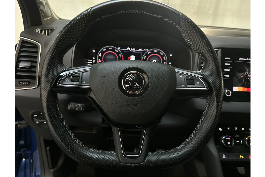 55654529-4.jpg