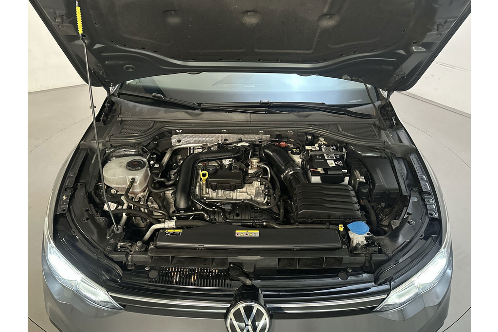 55744343-16.jpg