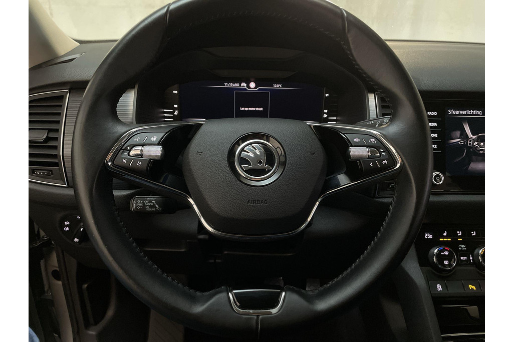 55866548-14.jpg