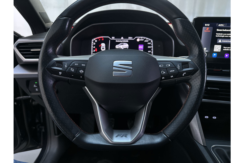 55915943-4.jpg