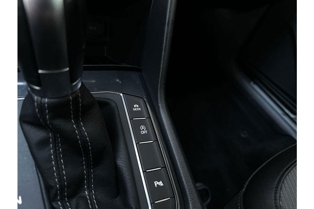 55968349-23.jpg