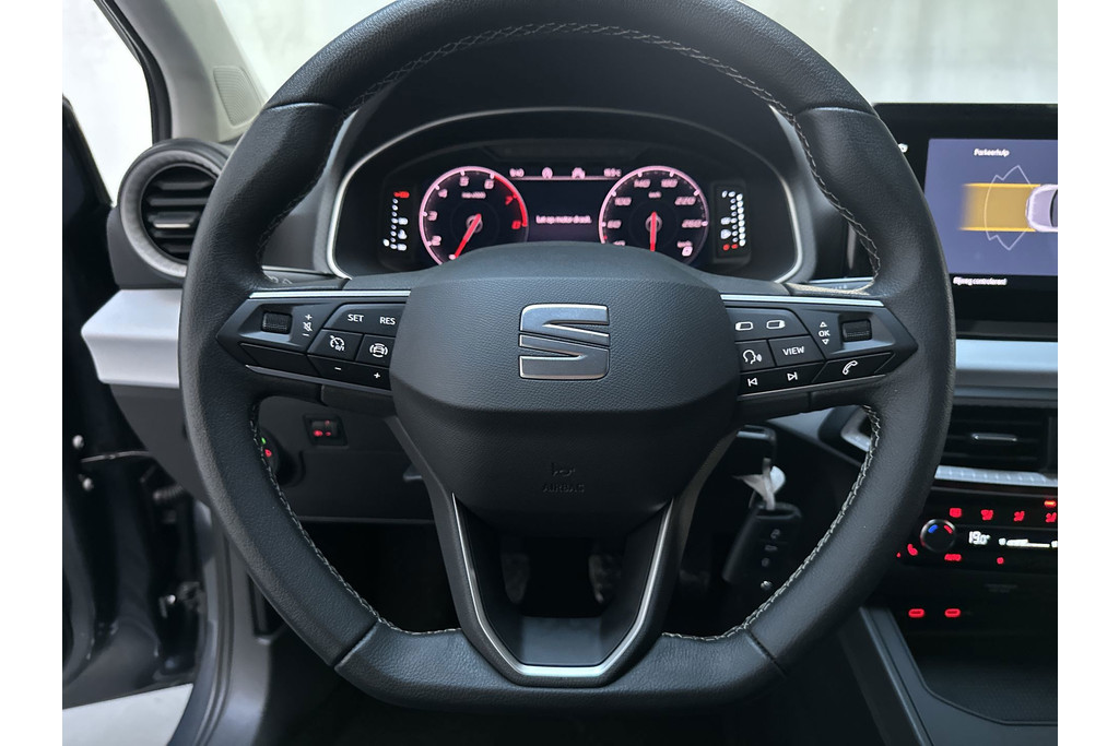 55992994-4.jpg