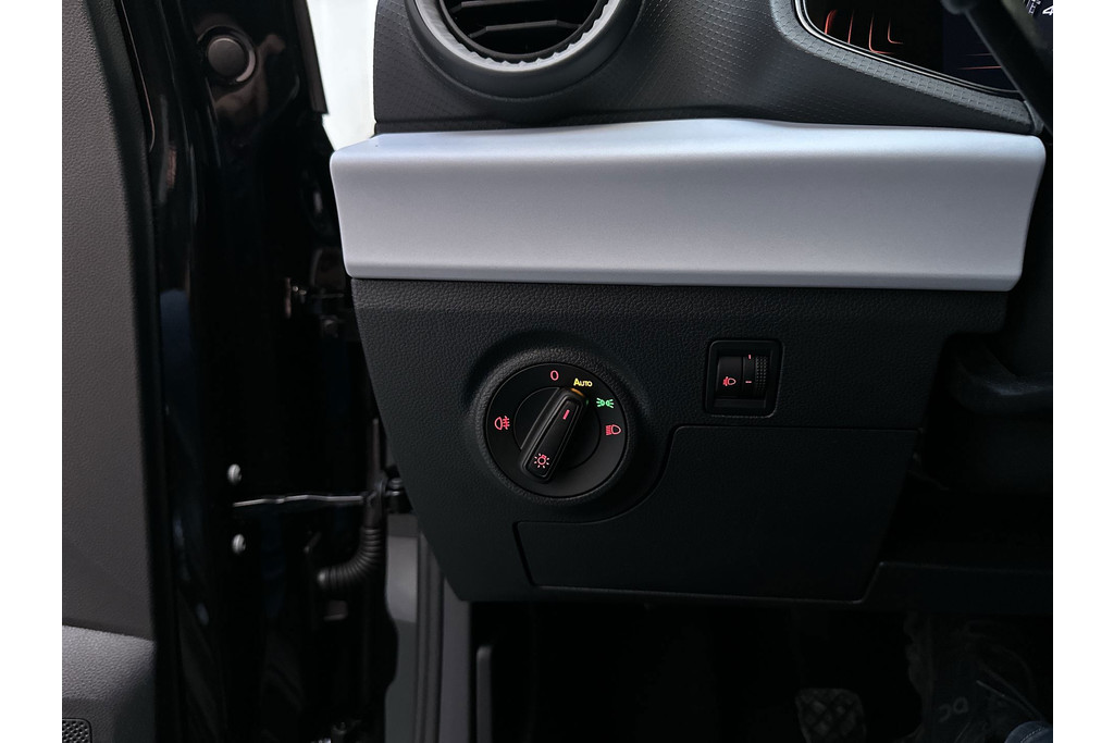 56000623-22.jpg