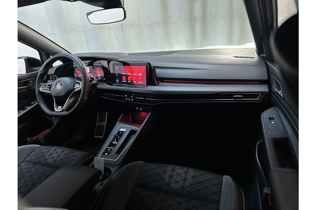 56013785-1.jpg