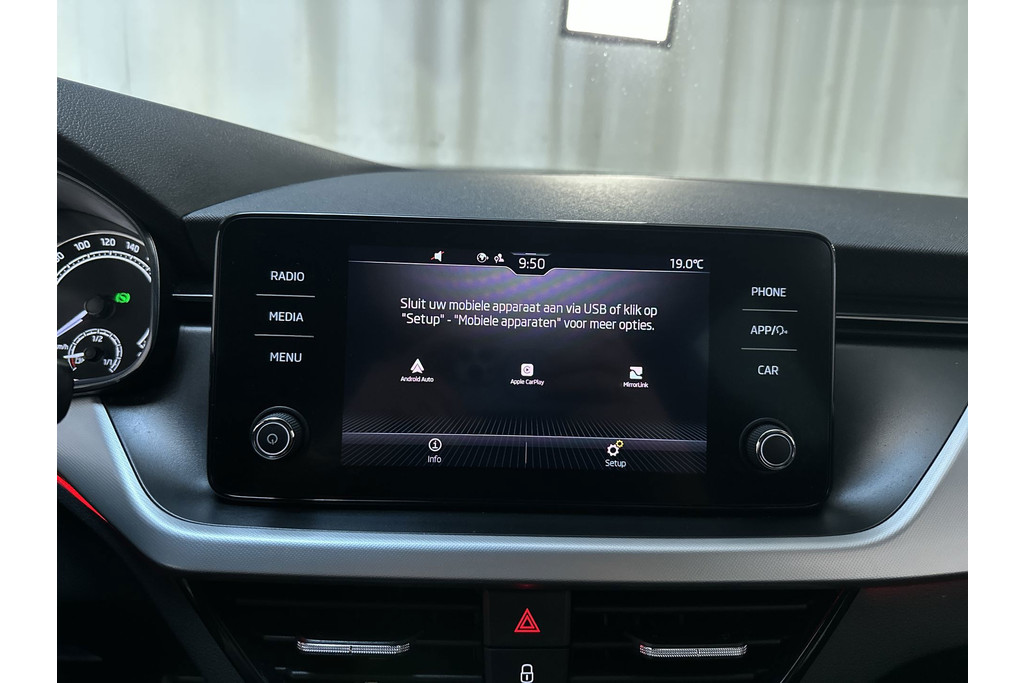 56042096-20.jpg